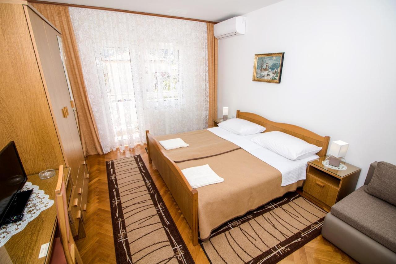 Rooms & Apartment Albina Baška Exterior foto