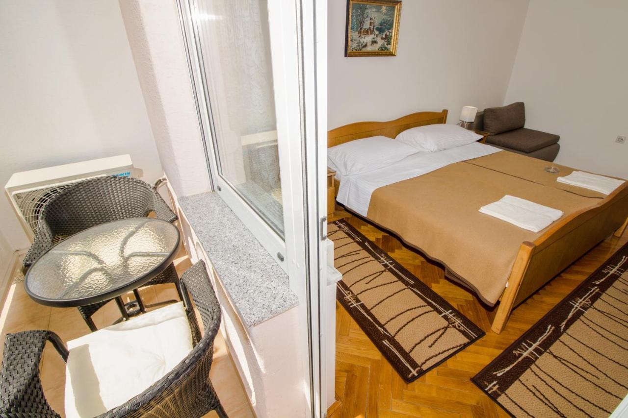Rooms & Apartment Albina Baška Exterior foto