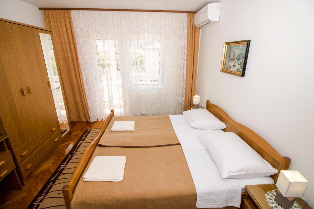 Rooms & Apartment Albina Baška Exterior foto