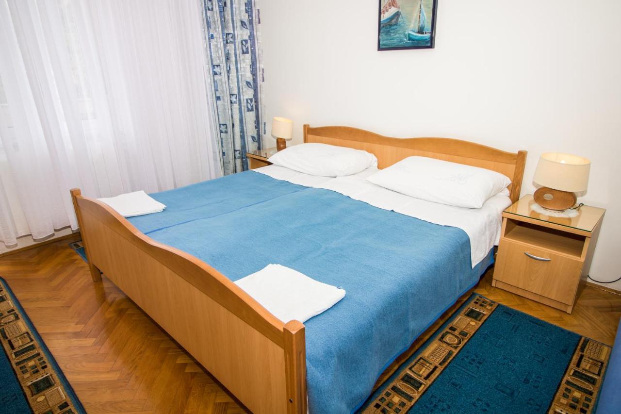 Rooms & Apartment Albina Baška Exterior foto