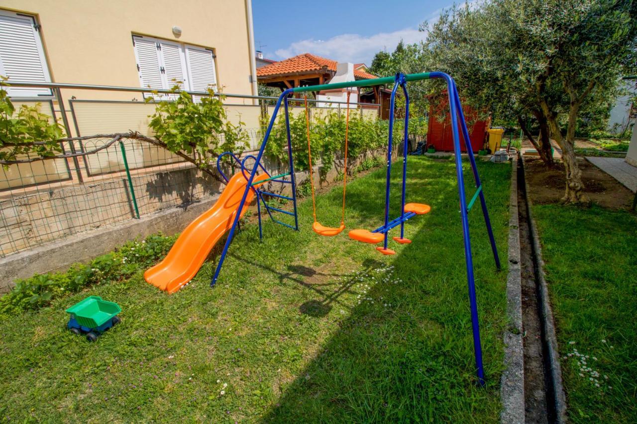 Rooms & Apartment Albina Baška Exterior foto